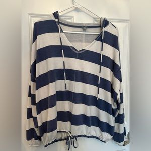 Aerie hoodie sweater size M